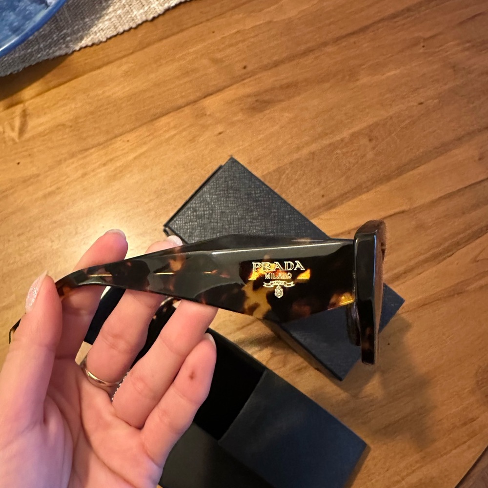 Prada Tortoise Shell Women's Sunglasses - Picture 5 of 8